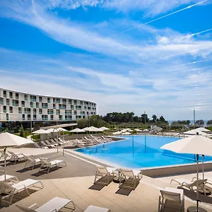 **** Отель Maistra Select Family Amarin Хорватия