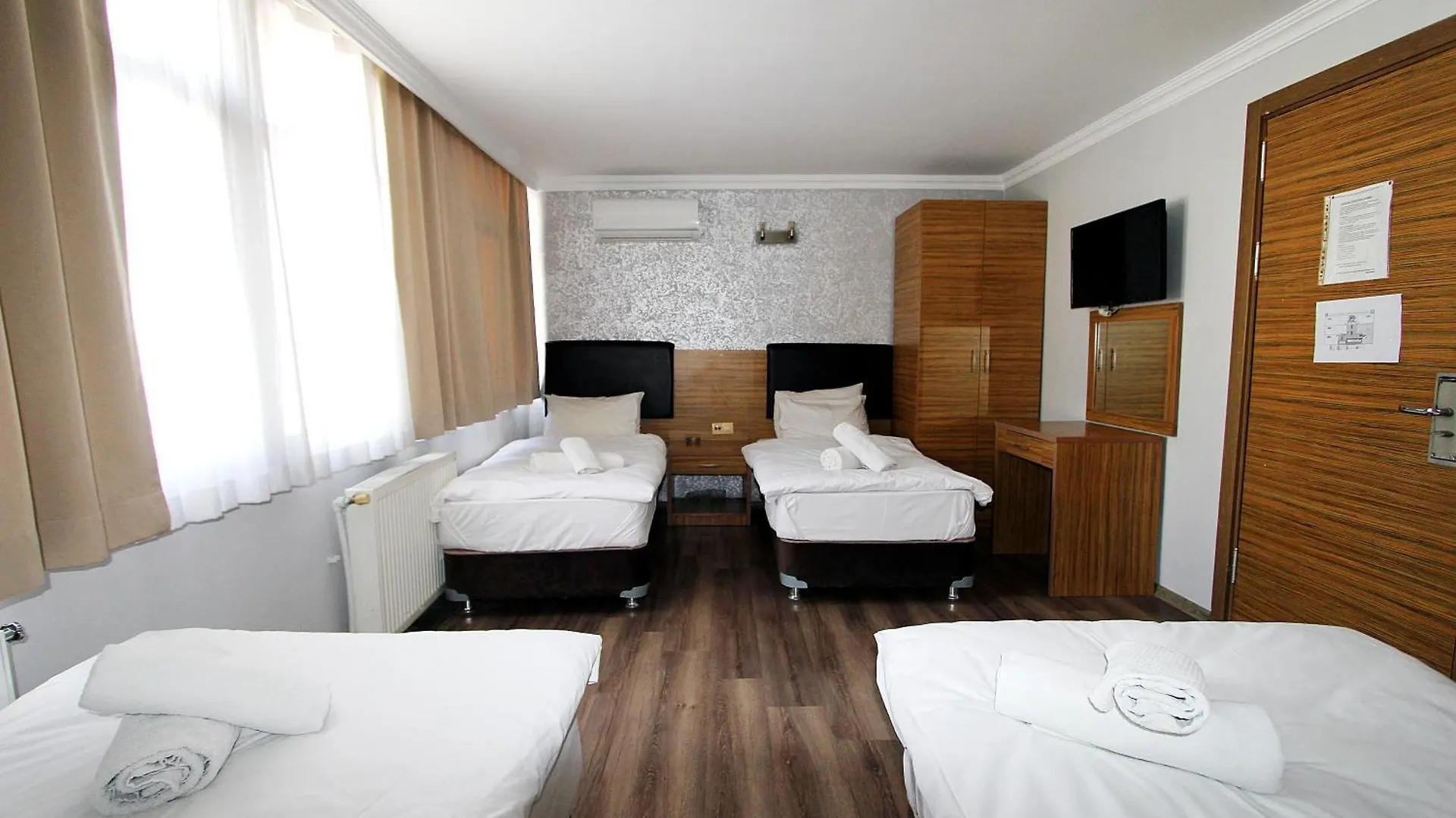 Lyon Hotel 이스탄불